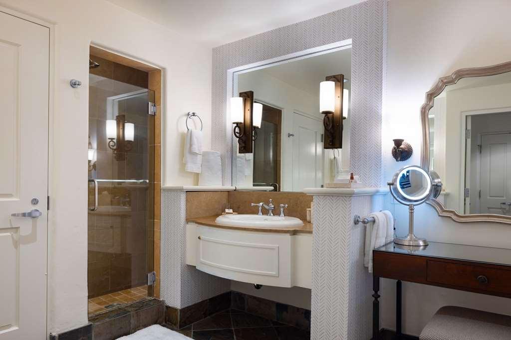 Casa Palmero At Pebble Beach Room photo