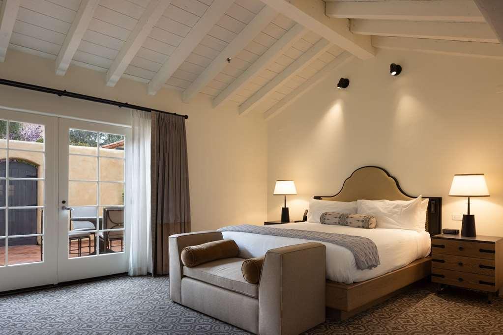 Casa Palmero At Pebble Beach Room photo